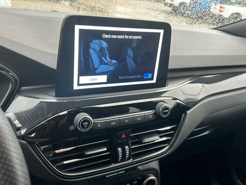 Used 2024 Ford Escape ST-Line image 46