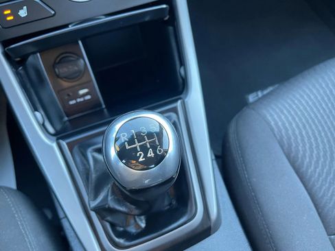 Used 2016 Hyundai Elantra Sport image 20