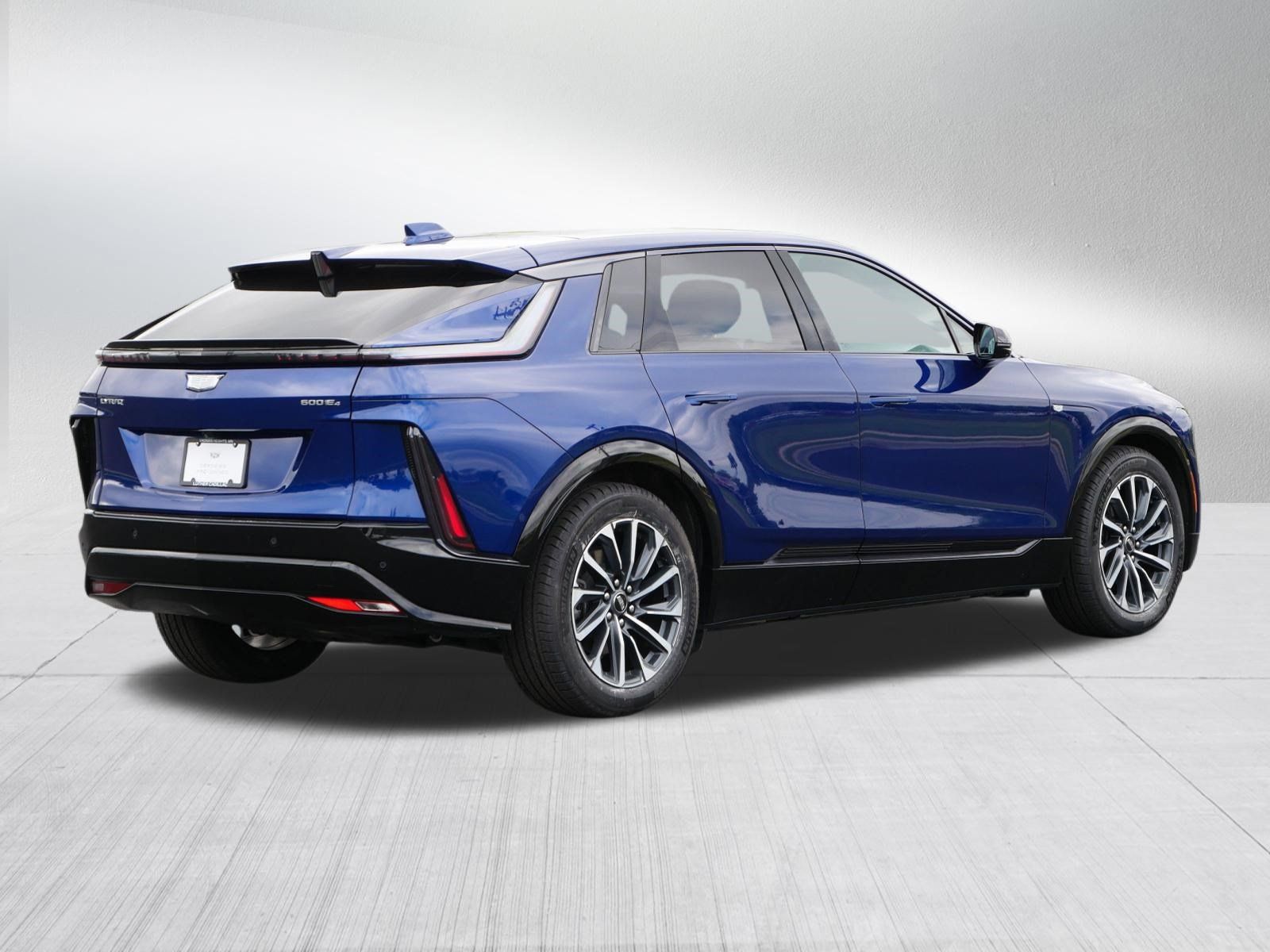 Certified 2024 Cadillac Lyriq Sport AWD/4WD image 7