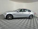 Used 2019 Jaguar XF Prestige image 2