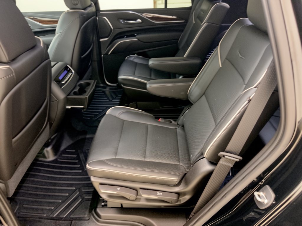 Used 2021 Cadillac Escalade Premium Luxury w/ Driver Assist Tech Package AWD/4WD image 25
