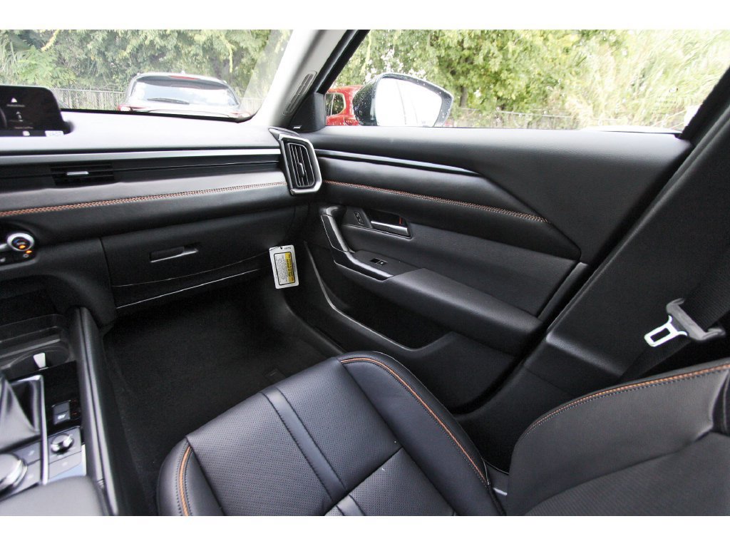 New 2026 MAZDA CX-50 AWD 2.5 Hybrid w/ Weather Package image 8