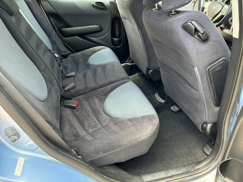 Used 2008 Honda Fit Sport image 36