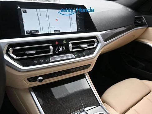 Used 2019 BMW 330i Sedan w/ Driving Assistance Package RWD image 11