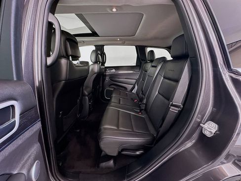 Used 2018 Jeep Grand Cherokee Summit image 25