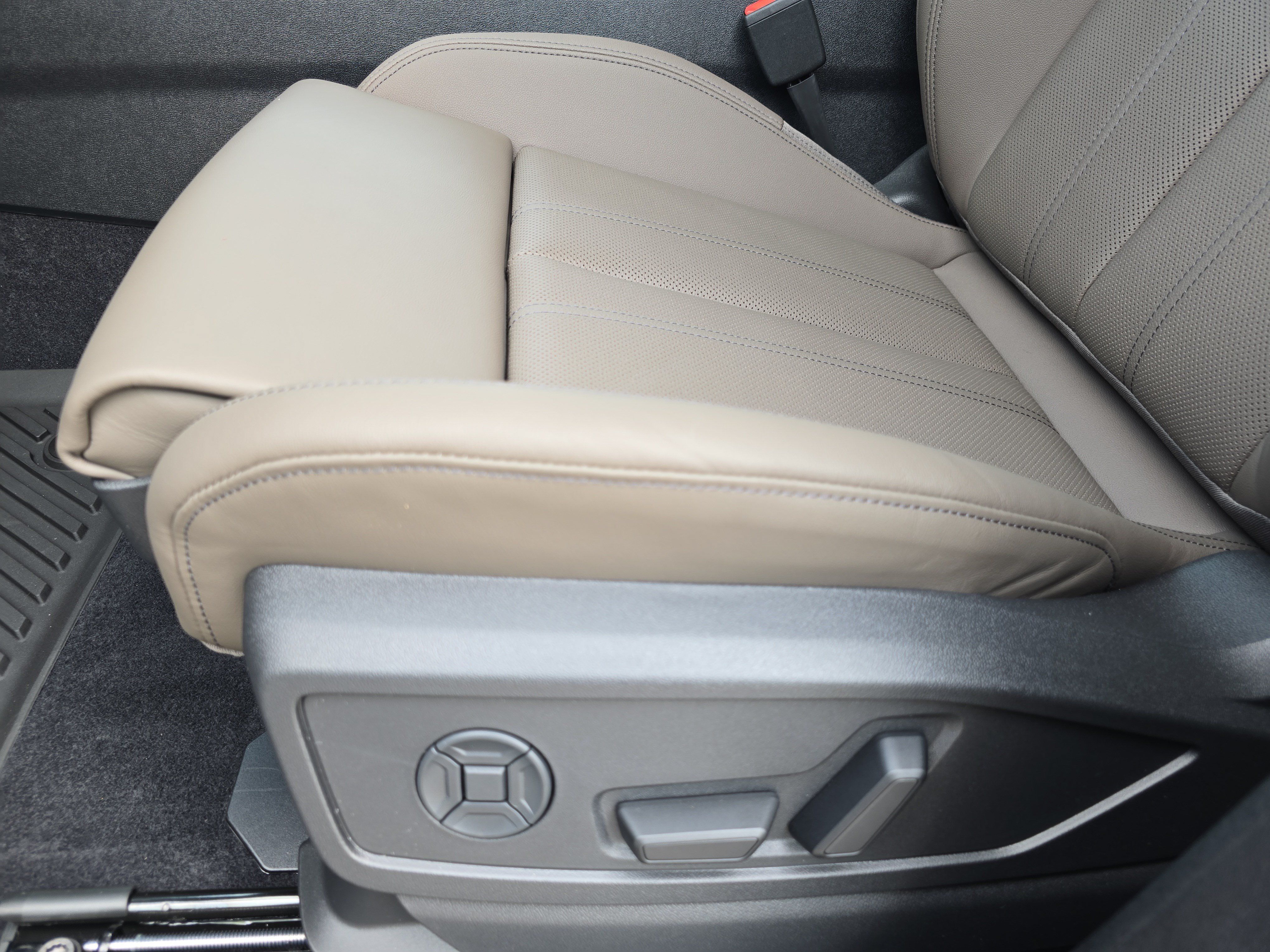 New 2026 Audi Q5 Premium Plus AWD/4WD image 28