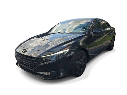 Used 2023 Hyundai Elantra SEL FWD image 2