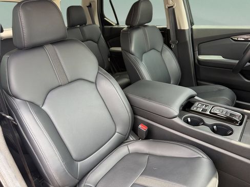 Certified 2025 Honda Pilot EX-L image 20