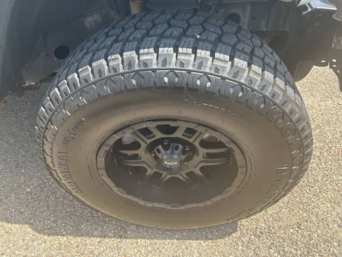 Used 2018 Jeep Wrangler Unlimited Sport S AWD/4WD image 2