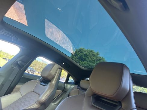 Used 2022 Audi e-tron GT Prestige w/ Prestige Package AWD/4WD image 9