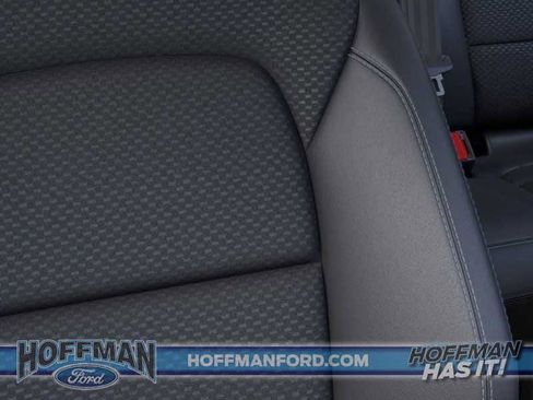 New 2025 Ford Escape SE w/ Class II Trailer Tow Package FWD image 16