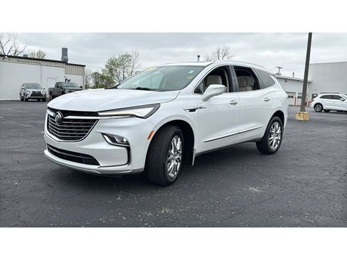 Used 2023 Buick Enclave Premium w/ Experience Buick Package AWD/4WD image 3