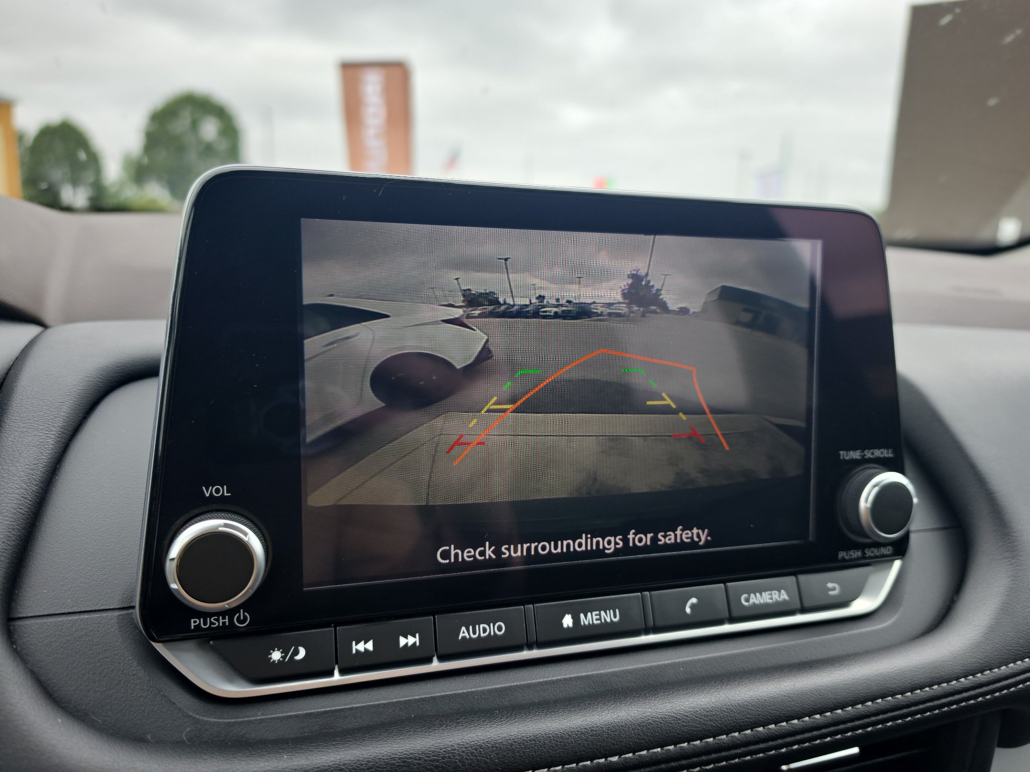 Used 2023 Nissan Rogue S FWD image 28