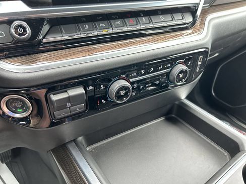 Used 2024 Chevrolet Silverado 2500 LT w/ All Star Edition AWD/4WD image 32