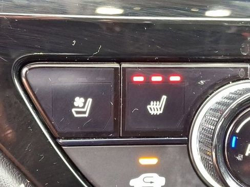 Used 2023 Honda Accord Touring image 25