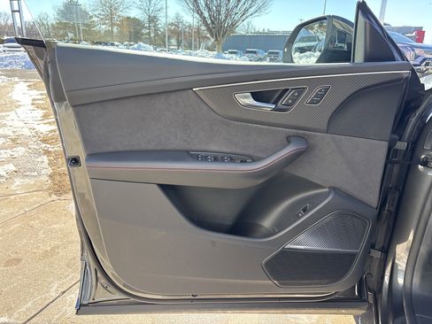 Used 2024 Audi RS Q8 4DR QTRO 4.0 TFSI image 21