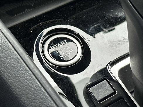 New 2025 Nissan Versa SV w/ Trunk Package image 16