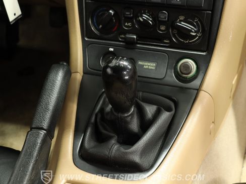 Used 1999 MAZDA MX-5 Miata image 39