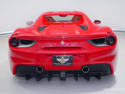 Used 2018 Ferrari 488 Spider RWD image 7