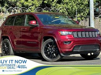 Used 2018 Jeep Grand Cherokee Altitude image 1