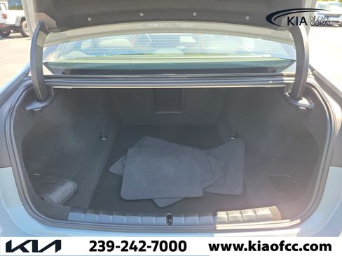 Used 2025 BMW 760i xDrive AWD/4WD image 12