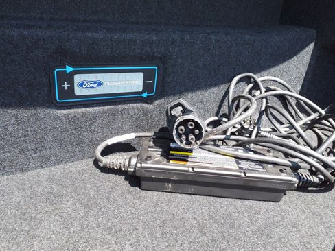 Used 2019 Ford Fusion Energi Titanium image 17