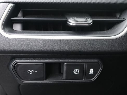 Used 2025 Kia K4 FWD image 18