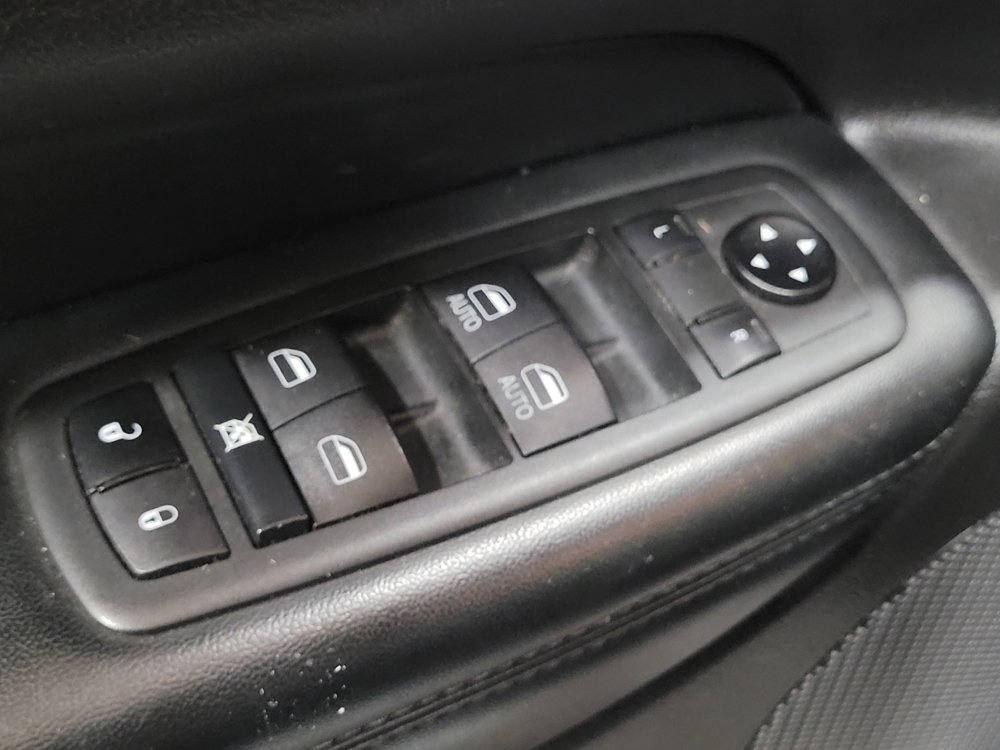 Used 2021 Jeep Grand Cherokee Limited AWD/4WD image 27