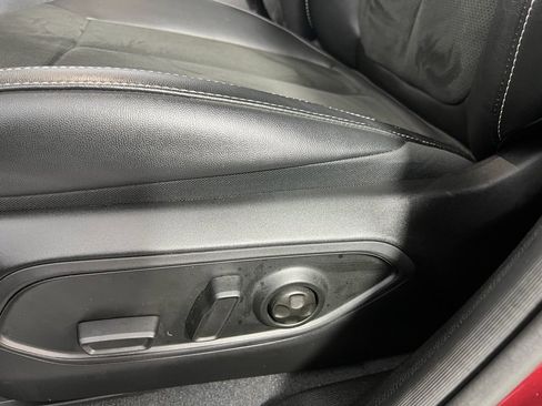 Used 2023 Jeep Grand Cherokee L Laredo image 24