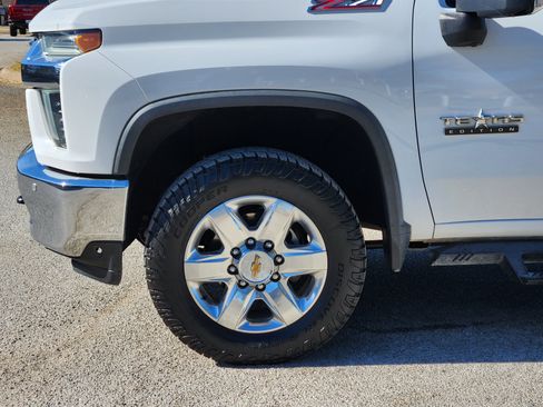 Used 2021 Chevrolet Silverado 2500 LTZ w/ LTZ Texas Edition image 8