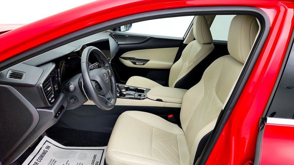 Used 2025 Lexus NX 450h+ AWD w/ Accessory Package (2T) image 19