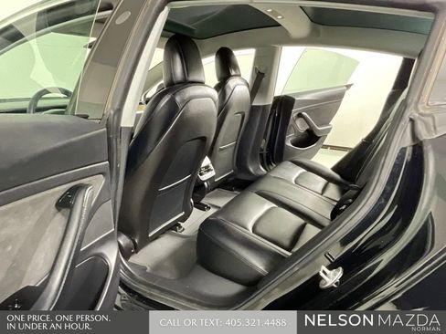 Used 2019 Tesla Model 3 Standard Range Plus RWD image 12