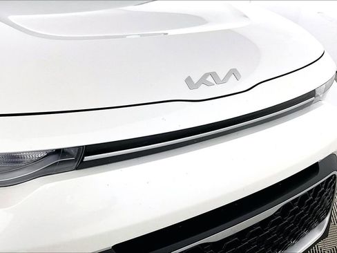 Used 2022 Kia Soul LX w/ Technology Package image 29