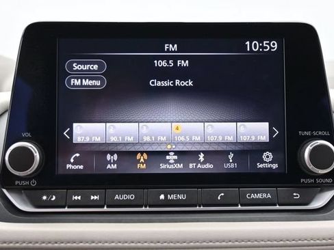 Used 2023 Nissan Rogue SV AWD/4WD image 19