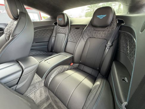 Used 2021 Bentley Continental GT image 16