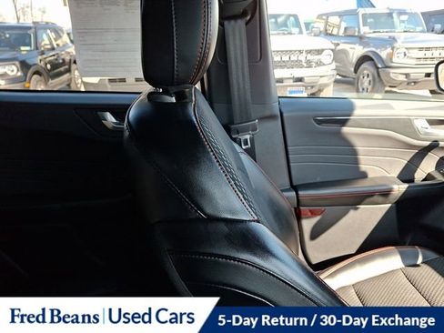 Certified 2023 Ford Escape ST-Line w/ Tech Pack #1 image 15