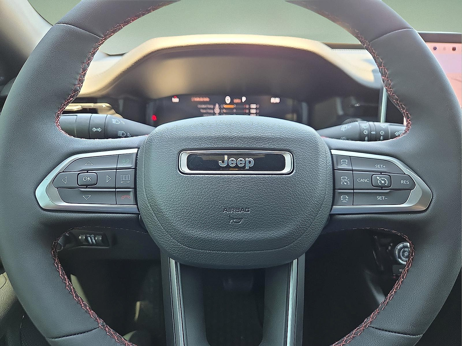 New 2026 Jeep Compass Trailhawk w/ Sun, Sound & Navigation Group AWD/4WD image 24