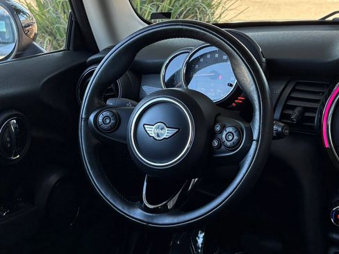 Used 2017 MINI Cooper 2-Door Hardtop FWD image 22