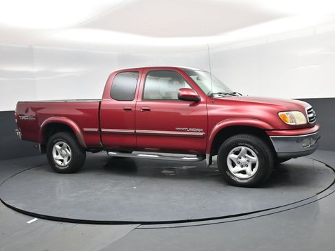 Used 2002 Toyota Tundra Limited image 2