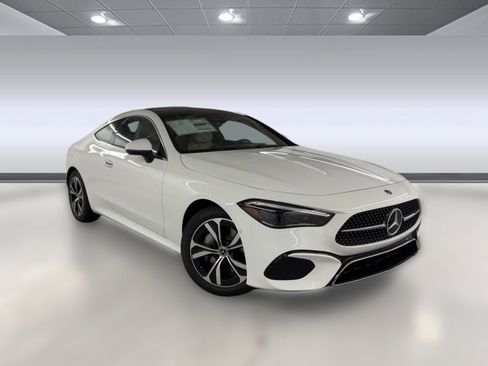 Used 2026 Mercedes-Benz CLE 300 4MATIC Coupe image 7