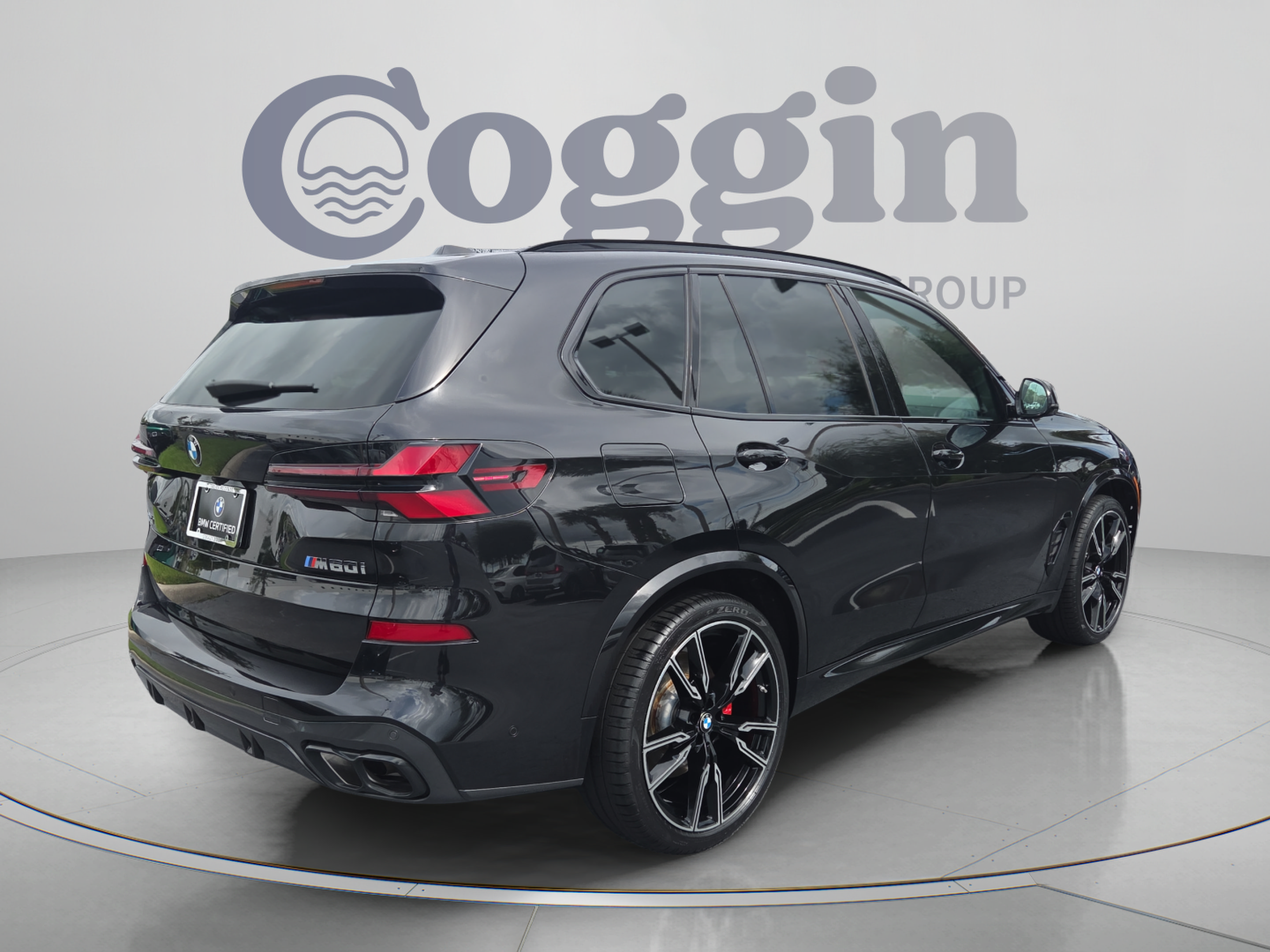 Certified 2025 BMW X5 M60i w/ Climate Comfort Package AWD/4WD image 5