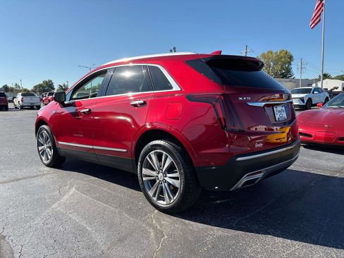 Used 2022 Cadillac XT5 Premium Luxury image 2