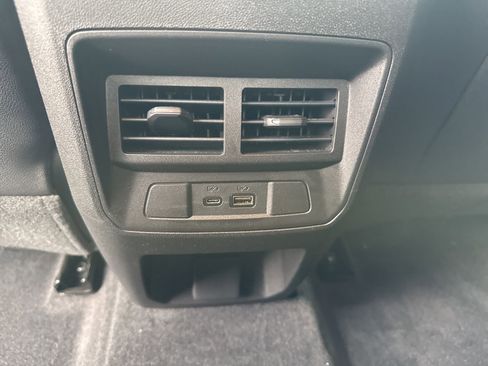 Used 2023 Chevrolet Colorado Z71 w/ Z71 Convenience Package 2 image 17