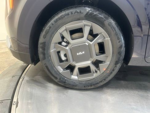 New 2026 Kia Carnival EX image 28