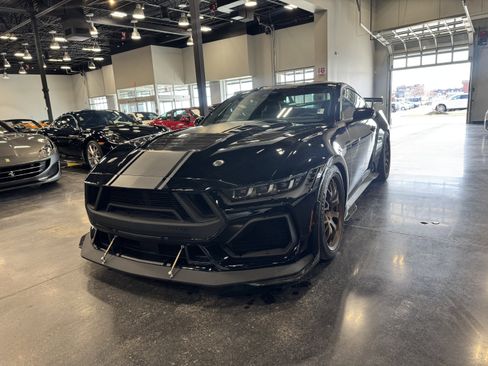 Used 2024 Ford Mustang GT Premium w/ GT Performance Package image 8