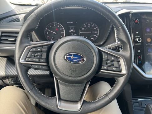 Used 2024 Subaru Ascent Premium w/ Convenience Package image 12