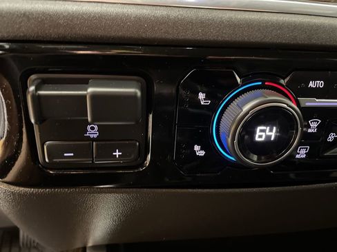 Used 2024 Chevrolet Silverado 1500 LT Trail Boss image 39