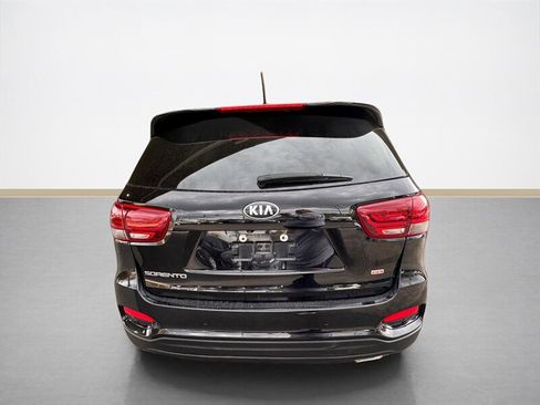 Used 2020 Kia Sorento LX w/ LX I4 Convenience Package image 5