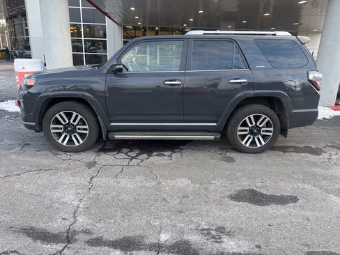 Used 2024 Toyota 4Runner Limited image 5