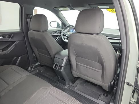 Used 2026 Chevrolet Equinox LT AWD/4WD image 45